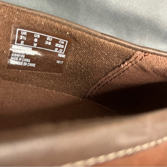 Clarks Ashland Bubble Loafers Slip On Comfort Brown Leather Women 6W Wide Petite - Picture 8 of 13